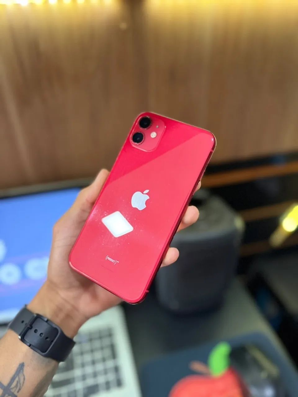 iPhone 11 Red - 128g - Completo - Foto 4
