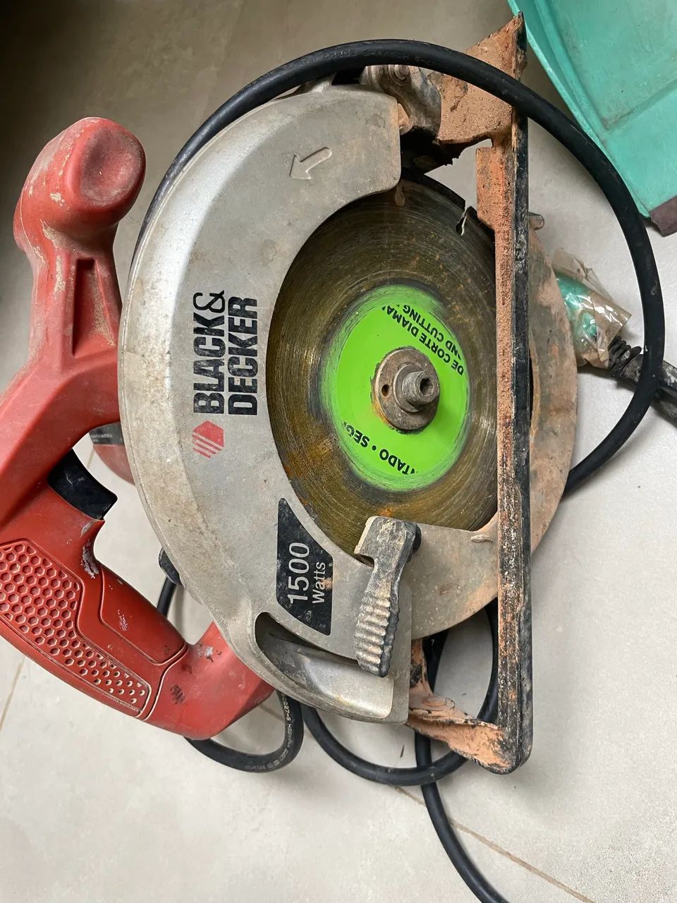 Vendo Serra circular black Decker  - Foto 2