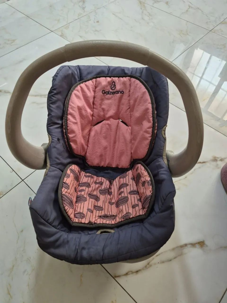 Vende -se berço e um bebê conforto  - Foto 4