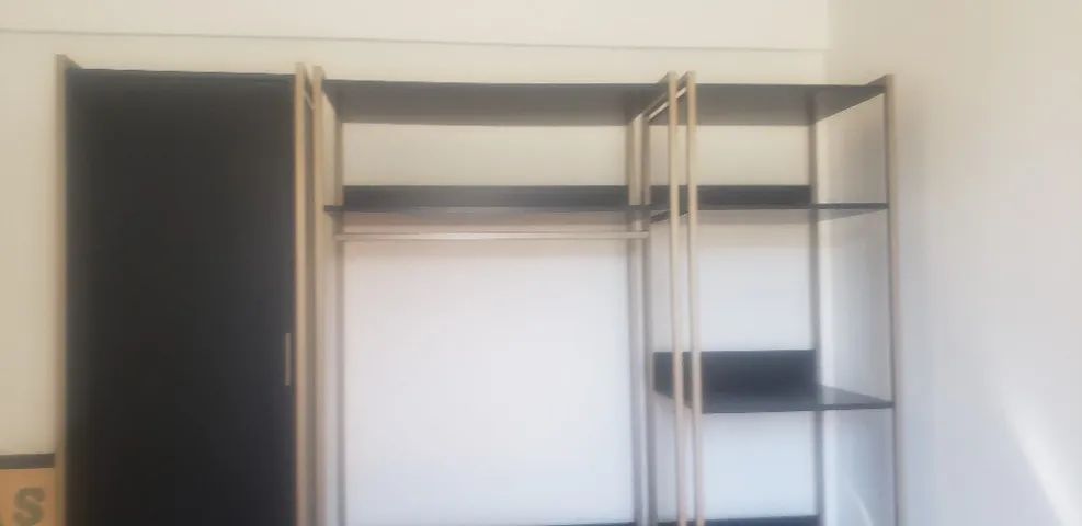 Guarda- roupa estilo industrial (desmontavel em tres partes menores)  - Foto 3