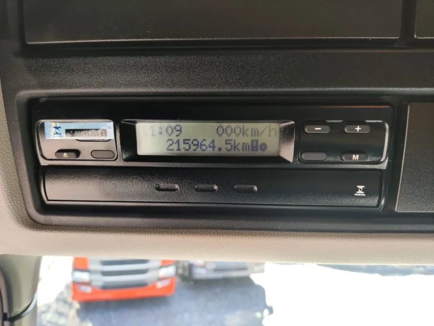 Scania P 370 A4x2 - Foto 5