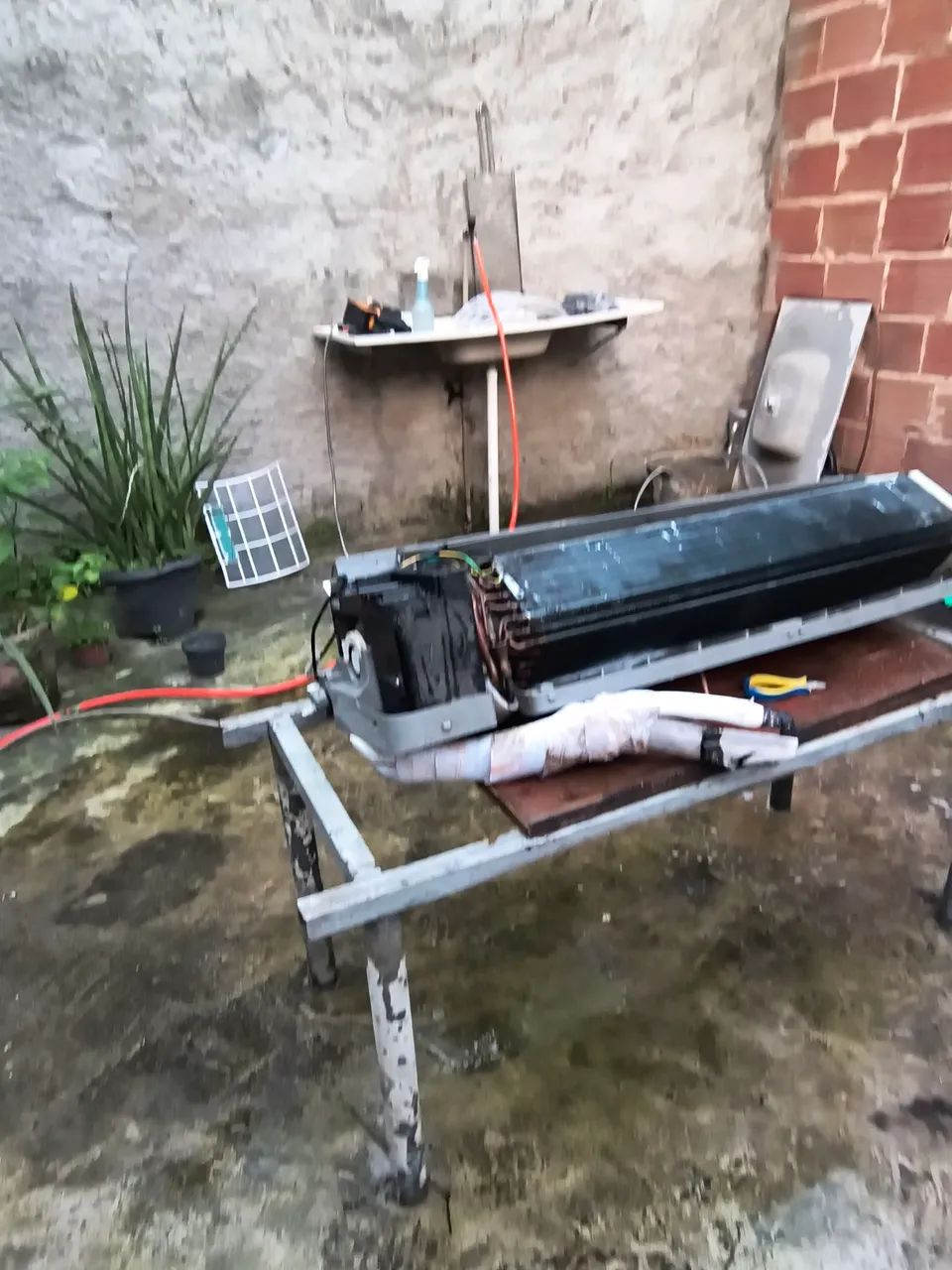 Split 24 mil BTUs 220v - Foto 5
