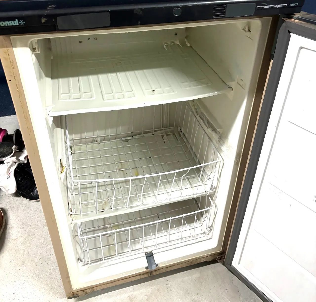 freezer vertical da marca Consul  - Foto 2
