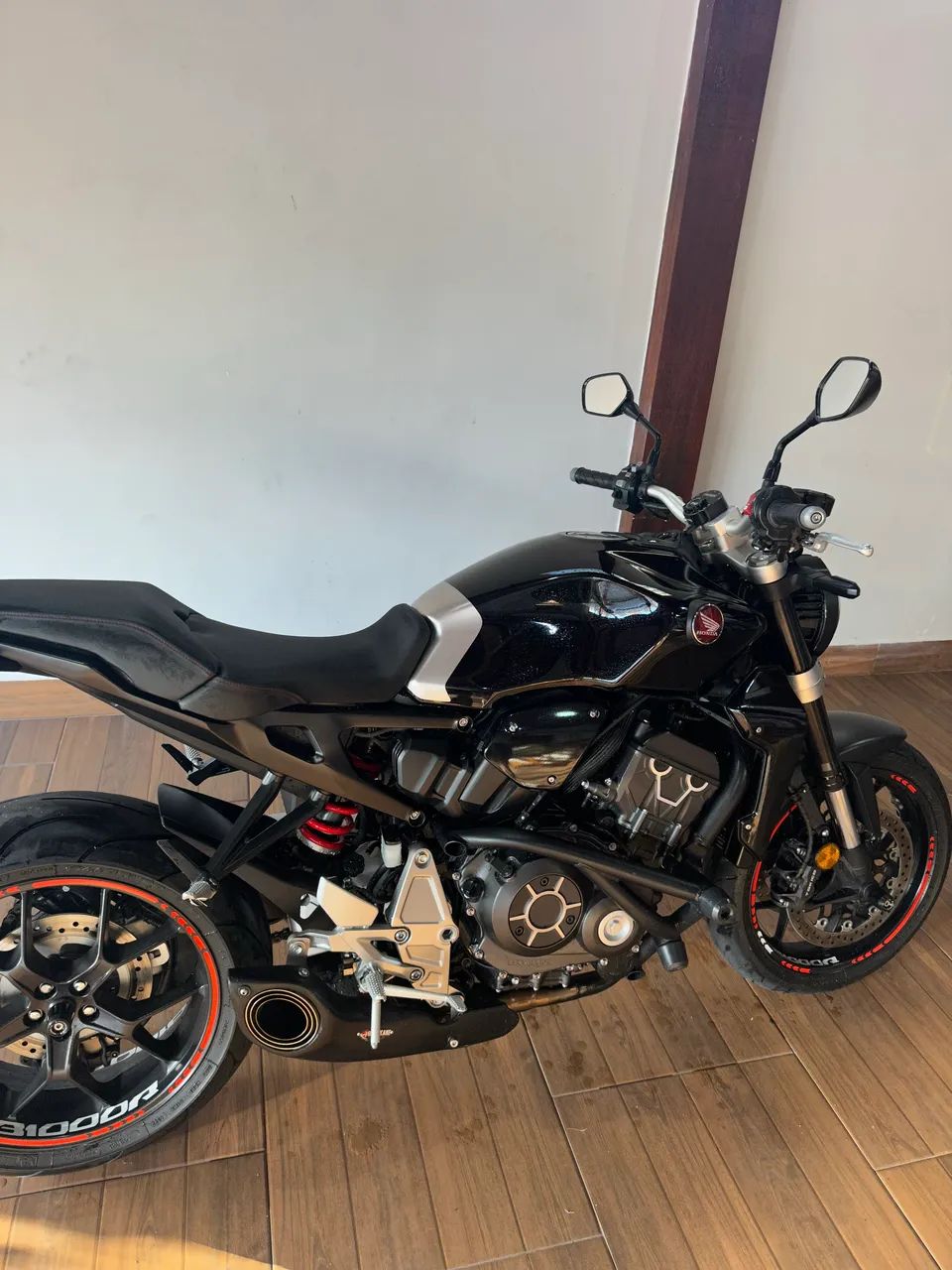Cb1000r  - Foto 4