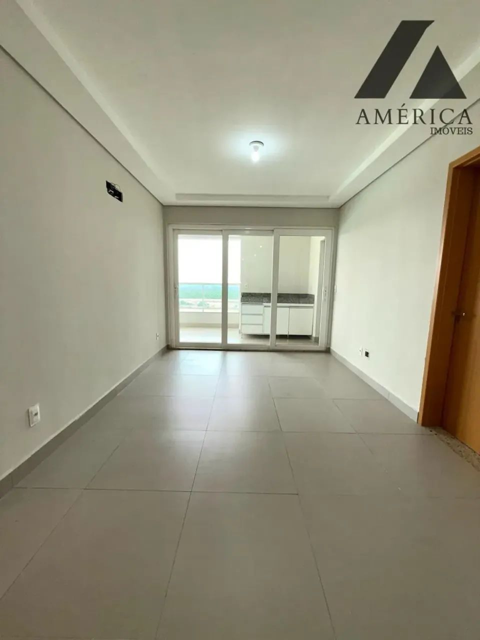 Apto para locação com 2 quartos, sendo uma suíte - 88m² em Brasil beach - Cuiabá-MT