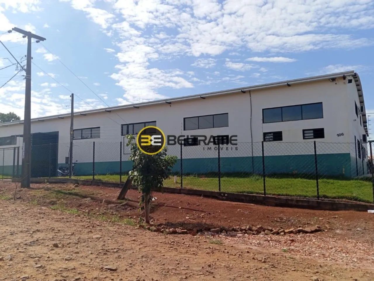 VENDA | Galpão/Barracão, com 2 quartos em Parque Industrial I, Campo Mourão