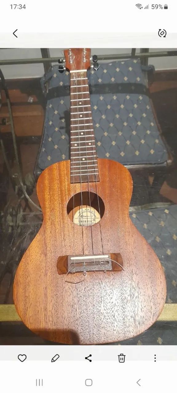 UKULELE CONCERT HARMONICS