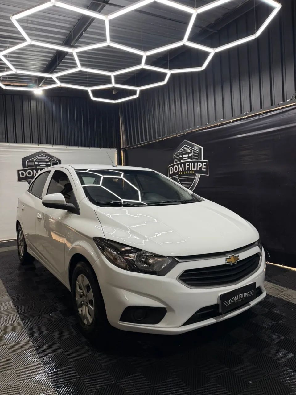 Chevrolet Onix ONIX HATCH LT 1.0 8V FLEXPOWER 5P MEC. 2018