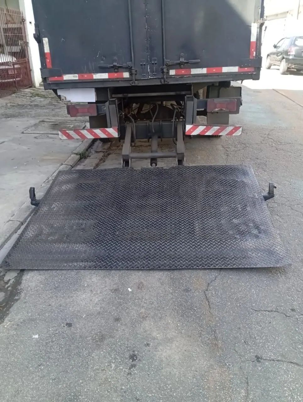 Plataforma hidráulica caminhão  - Foto 2