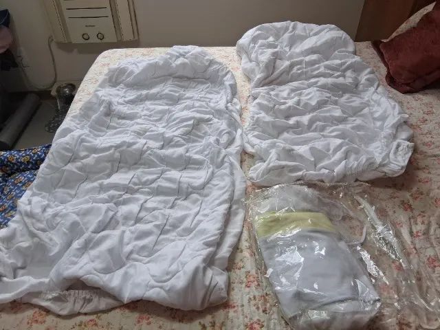 2 Capas protetoras colchão de berço com elástico + mosquiteiro+ ferro de mosquiteiro