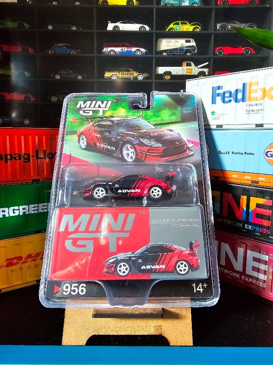 MINI GT TOYOTA GR86 ADVAN 1/64 - Hobbies e coleções - Vila Olinda