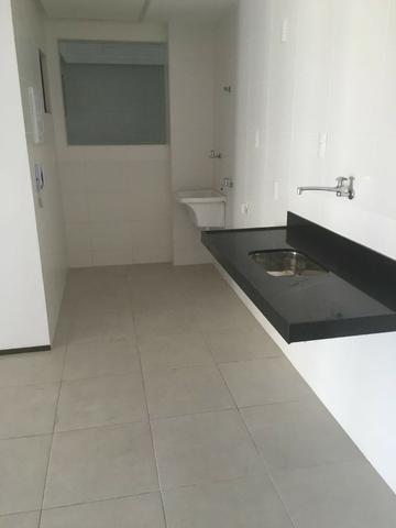 Apartamento 02 Quartos na Jatiúca, próximo ao Posto 7. Pronto para morar ! - Foto 4