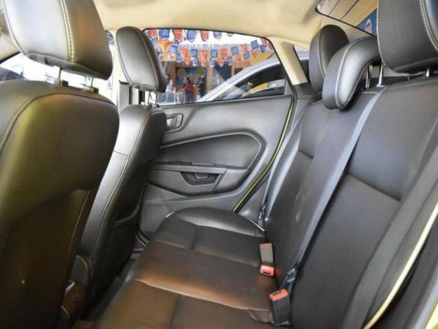 Ford fiesta 1.6 - Foto 5