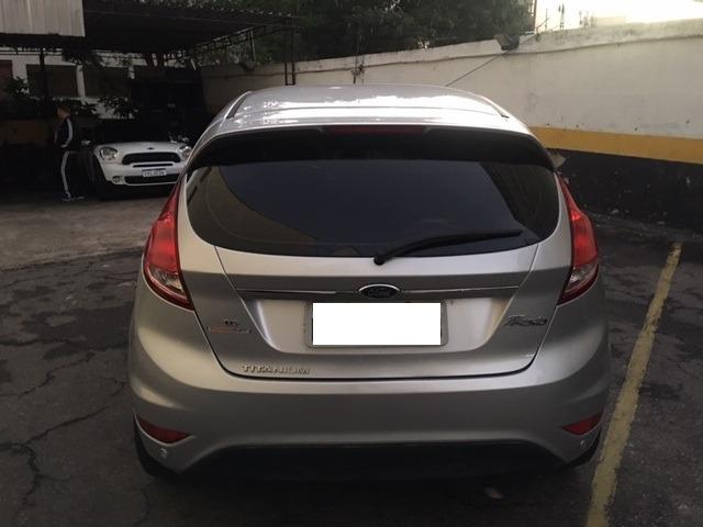 New Fiesta hatch Titanium automático com gnv 5 geração preço real - Foto 7