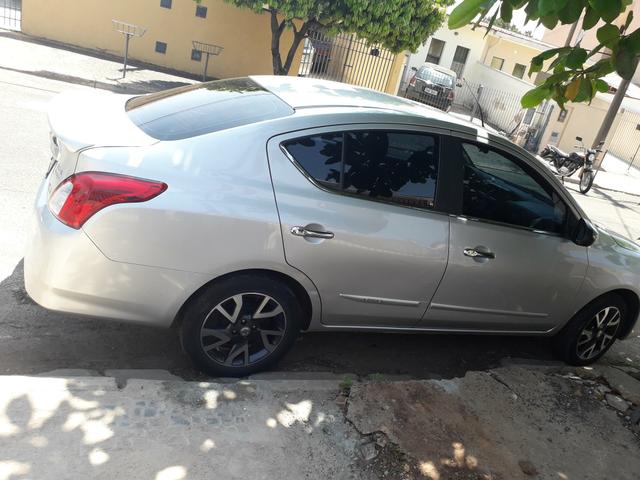 Versa unique 1.6 top de linha 2017ano/mod - Foto 2