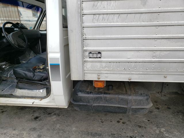 D40 vendo ou troco por caminhão trucado único dono de empressa - Foto 4