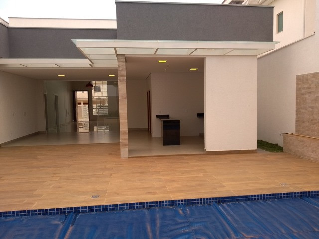 Samuel Pereira oferece: Casa Nova RK Centauros Sobradinho Piscina Churrasqueira 3 suítes - Foto 7