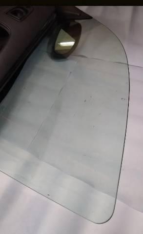 Vidro Porta Dianteira Chrysler Neon 