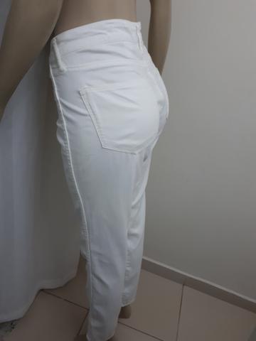 Calça Branca Sarja Denim - Foto 5