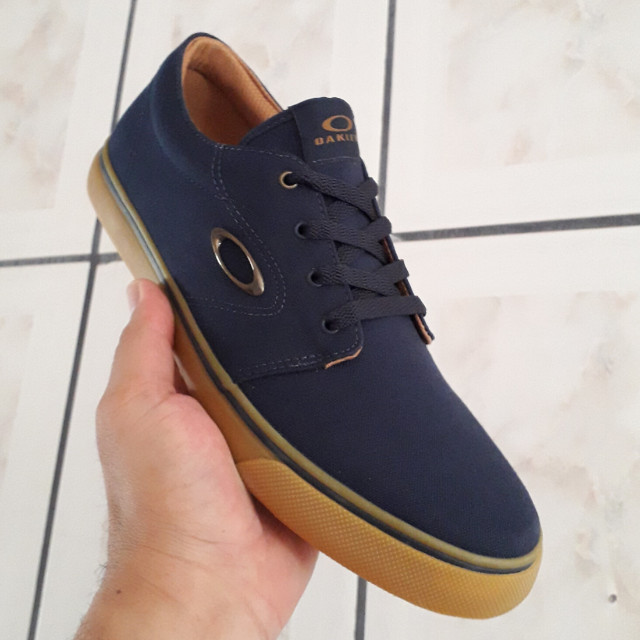 tênis oakley split masculino