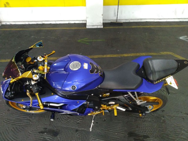 YAMAHA R6 600CC 2008