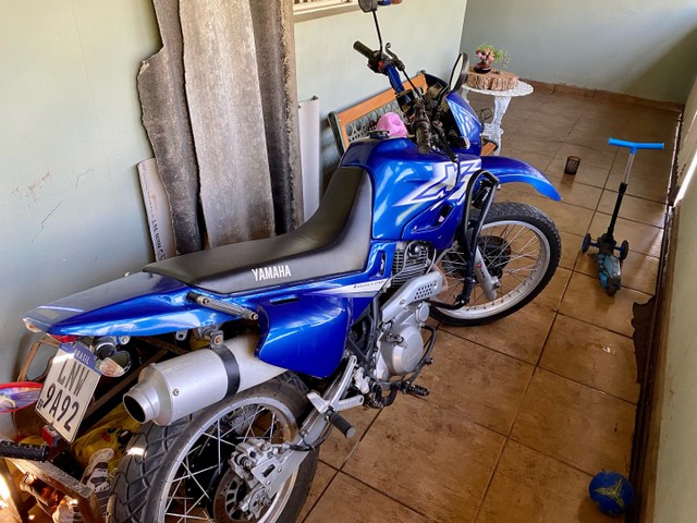 MOTO XT 600