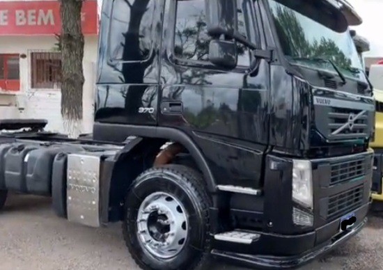 VOLVO FM 370 6X2 ANO 2011