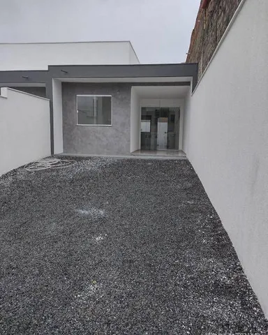 Casa sobreposta a venda na Ocidental 