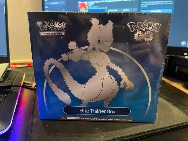 Pokemon TCG: Pokemon GO Elite Trainer Box Card Sleeves - Mewtwo (65-Pa – Dx  Games & More