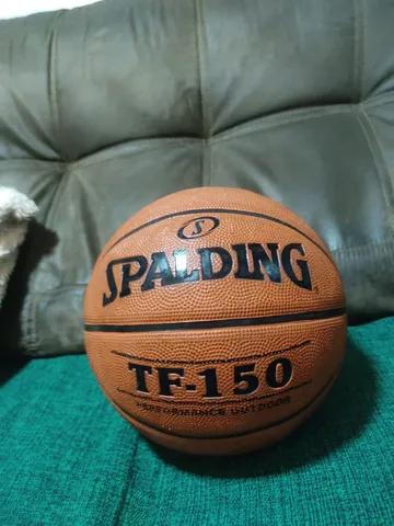 Bola de Basquete Spalding TF 150 Oficial CBB