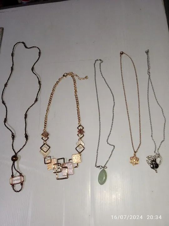 Colares femininos. Bijuterias de ótima qualidade. Kit com 5 peças. - Foto 5