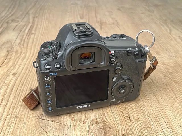 Câmera Canon Mark III + Lente 24 105mm Canon  - Foto 5
