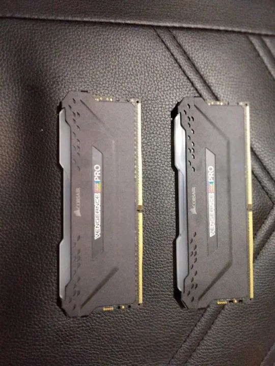 Kit Corsair Rgb Pro 16gb (2x8) RAM DDR4 3600MHz CL16 - Foto 2
