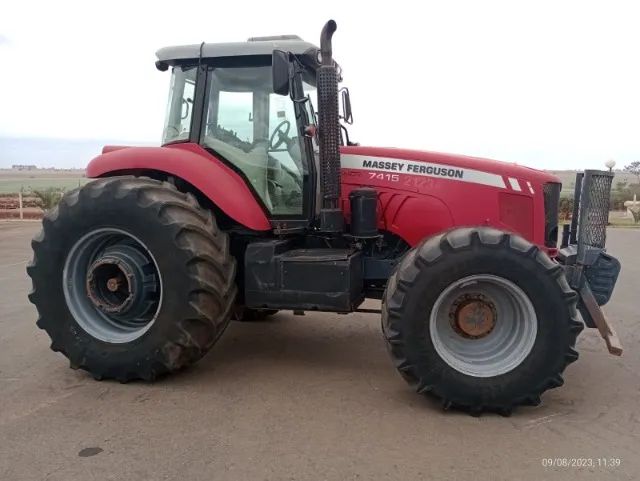 Trator Massey 7415 ano 2012