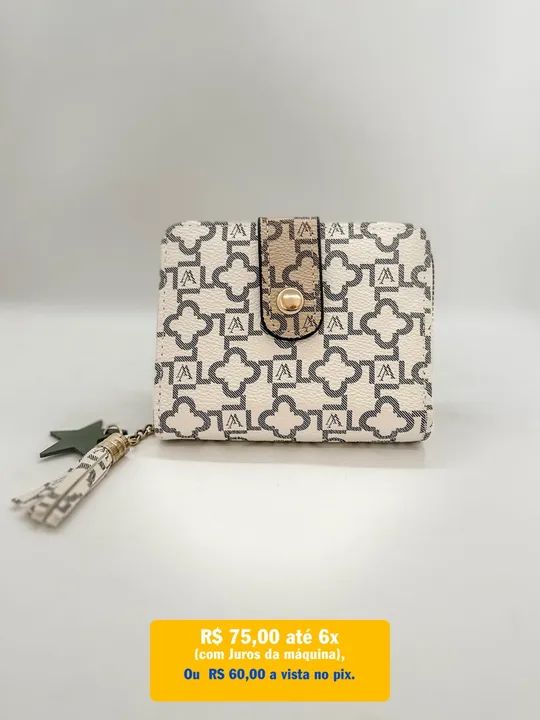 Carteira feminina de couro sintético 