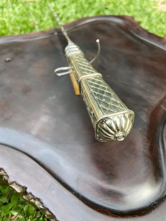 Faca gaúcha da cutelaria Redomão com cabo em alpaca e bainha em couro cru - Foto 6