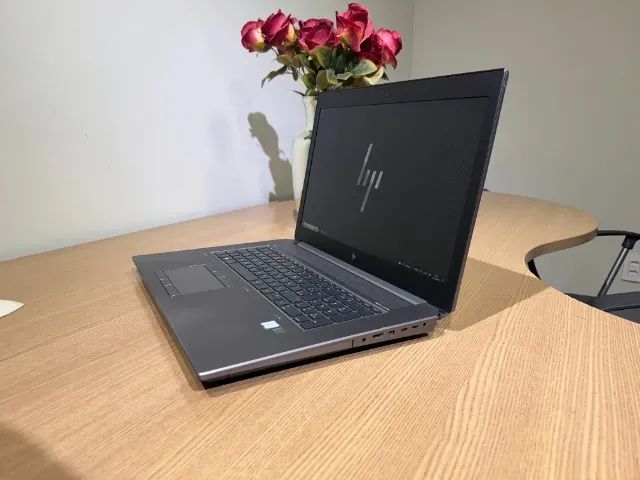 Notebook HP Workstation ZBook i5 32Gb 256Gb SSD + 1Tb HD Full HD Quadro P3200 (Garantia) - Foto 2