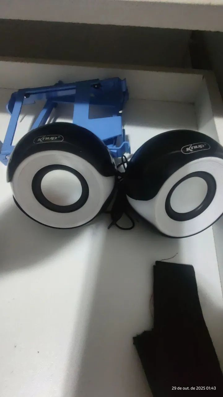 2 pares de cx de som para computador, 2 leitores/gravadores de cartão e certificadoDigital - Foto 2