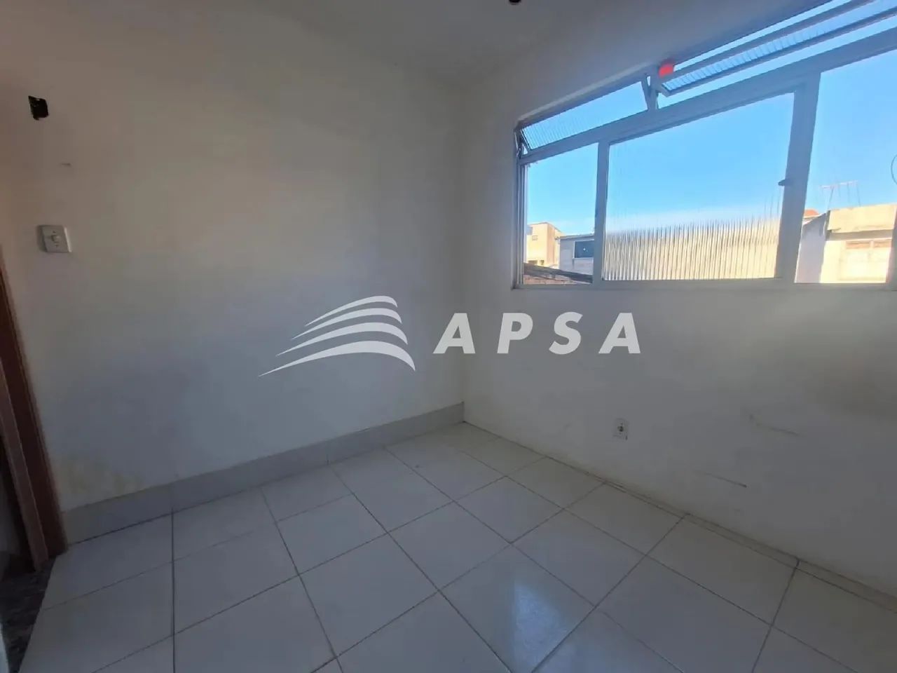 ALUGA-SE UMA CASA NO GARCIA. CASA COM 66 M² COMPOSTA POR 1 QUARTO, SALA, COZINHA, 1 BANHEI - Foto 10