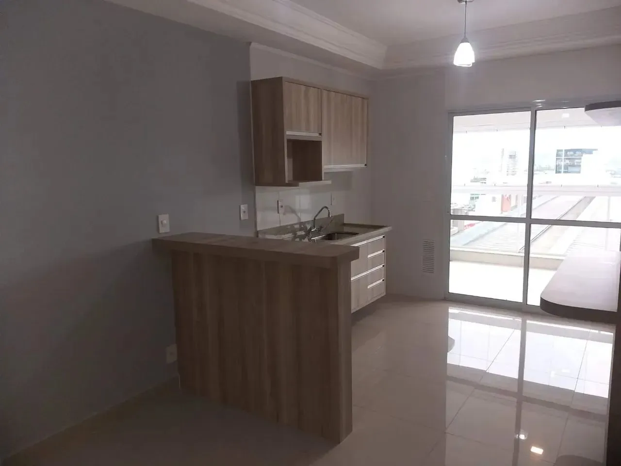 Studio para Locação em Sorocaba, Parque Campolim, 1 dormitório, 1 banheiro, 2 vagas