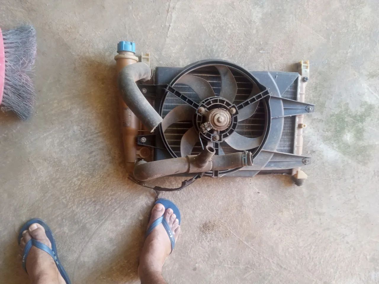 Pesado FT uno  ano 2010 motor conpreto e caibom  - Foto 7