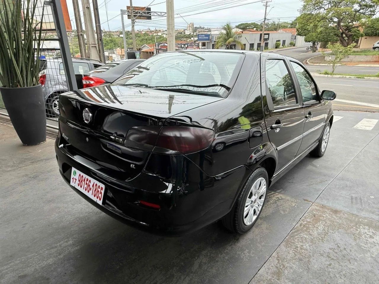 Fiat Siena EL 1.0 MPI Fire Flex 8V 4P 2010 - Foto 4