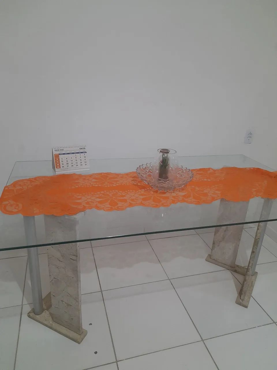 Dining table64520806967554123