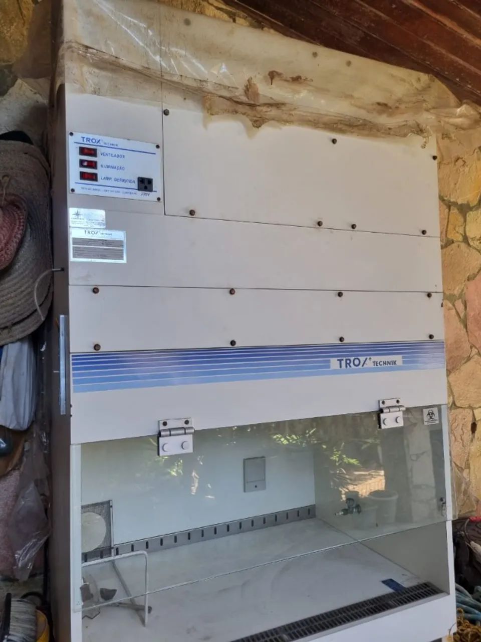 Câmara de fluxo laminar para bacteriologia (no estado) 