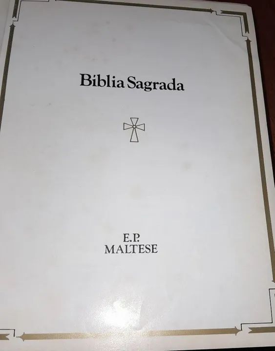 Bíblia Sagrada e suporte  - Foto 3