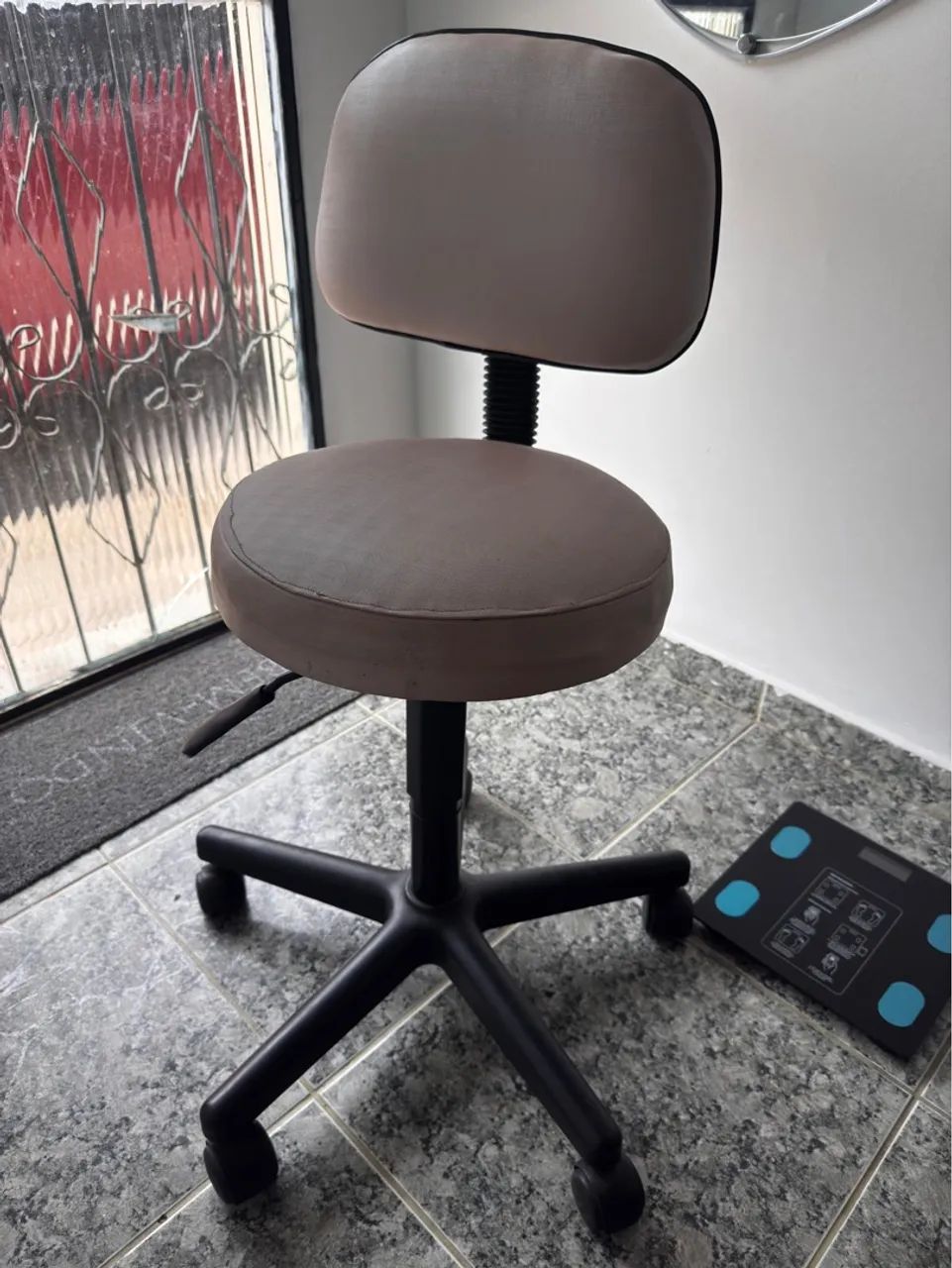 Mocho  giratória Rose Gold 