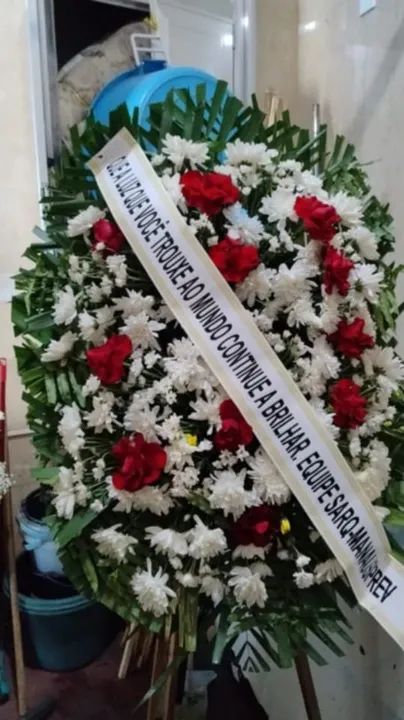 Coroa de flores naturais  - Foto 3