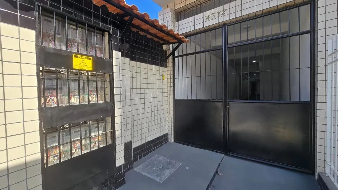 Sala comercial na Taquara - 12 m2 (1° locação)