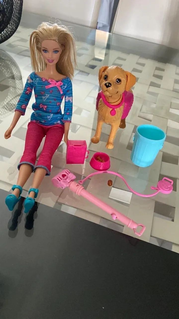 Barbie Passeio com cachorro Mattel Original 