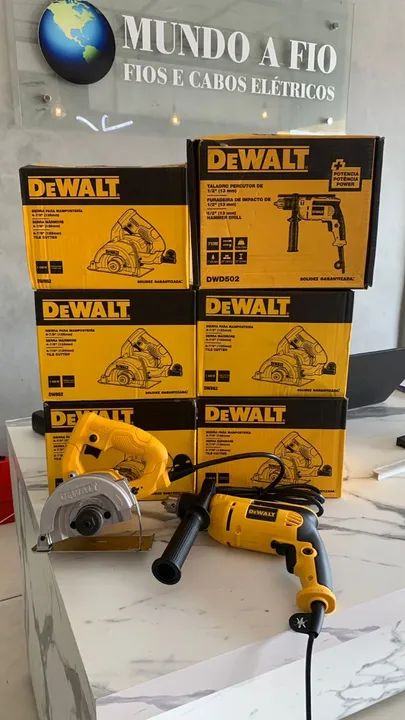 Furadeira de Impacto DeWalt 1/2" 710W 127V - Potência e Durabilidade! - Foto 2